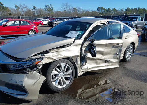 2019 Honda Accord Lx z USA, uszkodzony, nr VIN 1HGCV1F15KA023373